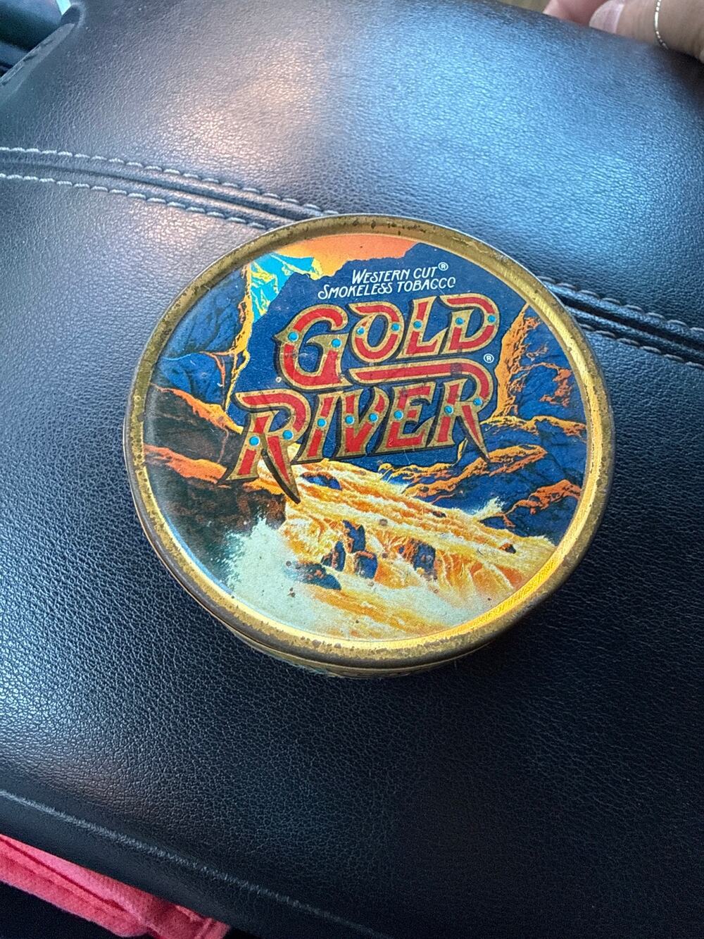 Vintage Unopened Gold River Western Cut Smokeless Tobacco Cardboard w/ Metal Lid